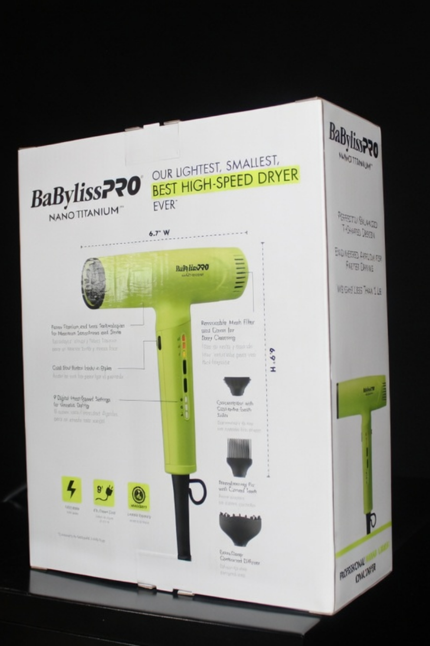 Secador Profesional BaBylissPRO Nano Light Ionic Dryer - Edición Limitada Green Neón con Tecnología Nano Titanium